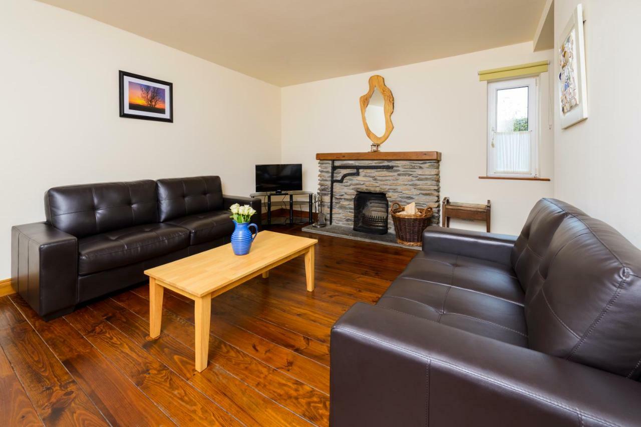 Dingle Centre Townhouse An Capall Dubh Dingle Extérieur photo